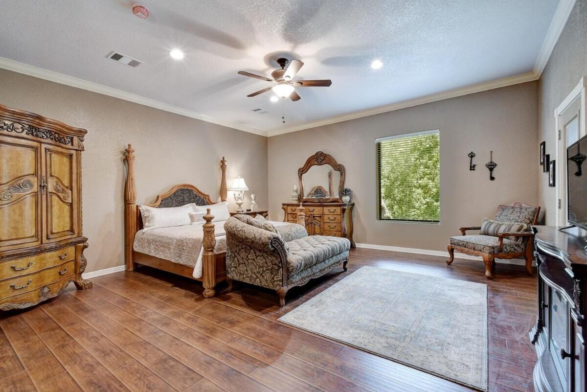 Messina Inn Wimberley Phòng bức ảnh