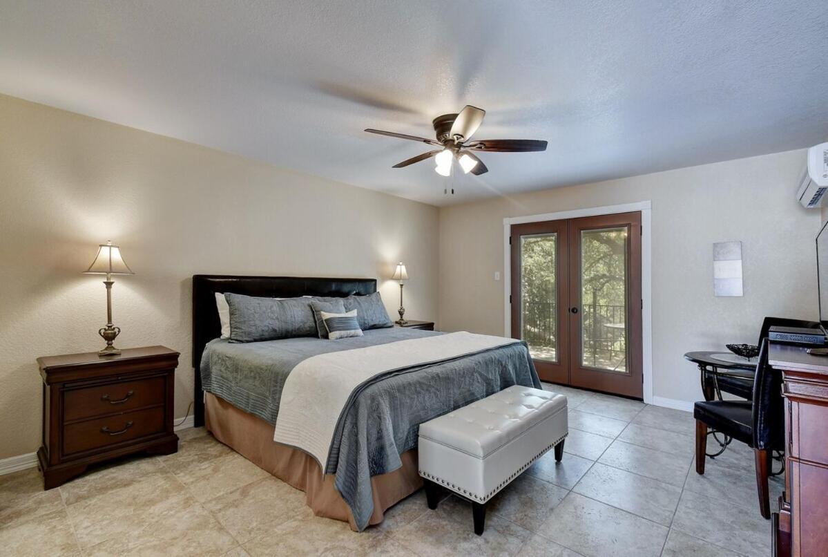 Messina Inn Wimberley Phòng bức ảnh