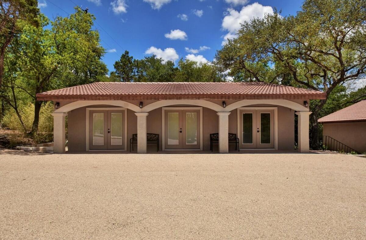 Messina Inn Wimberley Ngoại thất bức ảnh